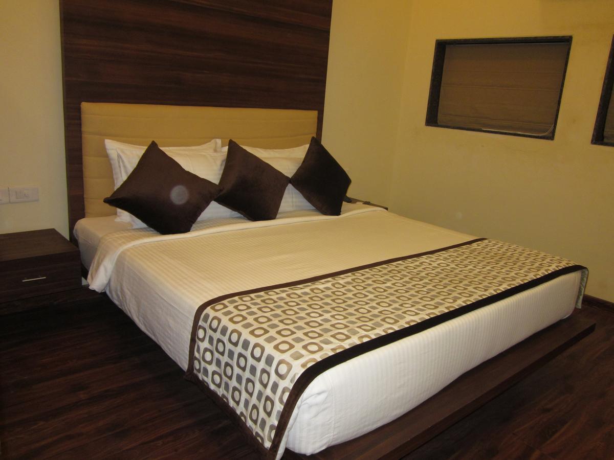 Vijaya Tej Clarks Inn Patna  Luaran gambar