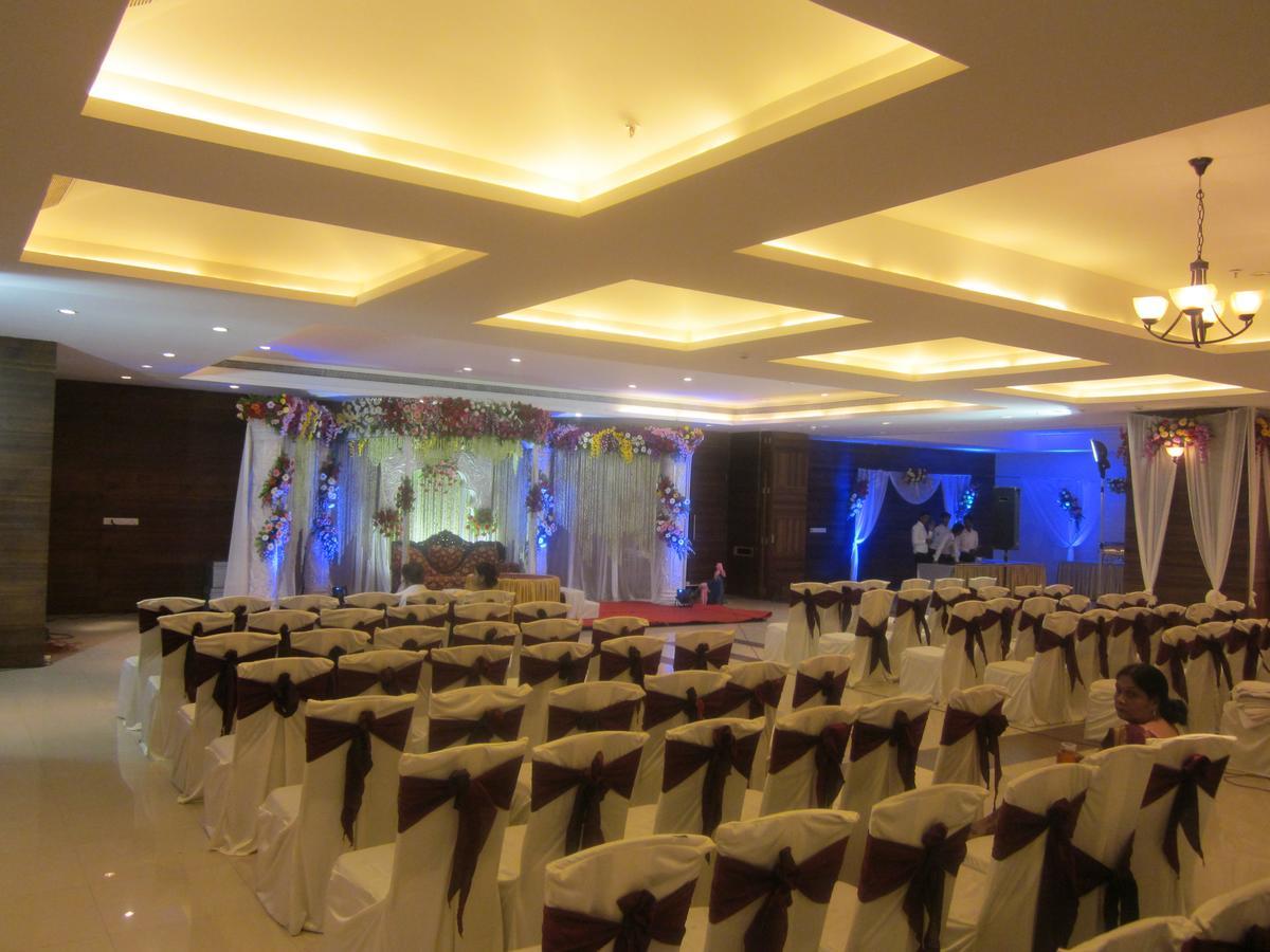 Vijaya Tej Clarks Inn Patna  Luaran gambar